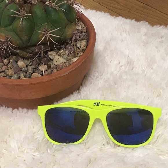 H&M Other - H&M Neon Yellow Sunglasses